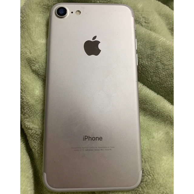 iPhone - iPhone7 128 シルバー 中古 最終値下げの通販 by tom348's 