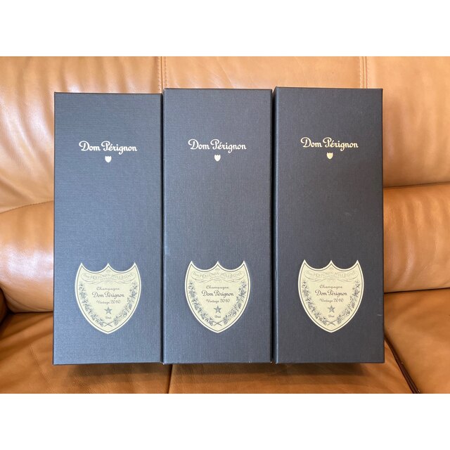 Dom Pérignon(ドンペリニヨン)のドンペリニヨン　未開封　箱付き3本　お祝いパーティー 食品/飲料/酒の酒(シャンパン/スパークリングワイン)の商品写真