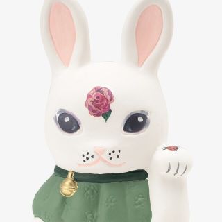 新品 ナタリーレテ 招きうさぎ 招き猫 瀬戸焼の通販 by ナタリーレテ