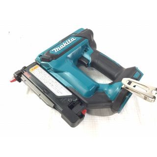 Makita - ☆美品☆ makita マキタ 35mm 18V 充電式ピンタッカ PT353DZK