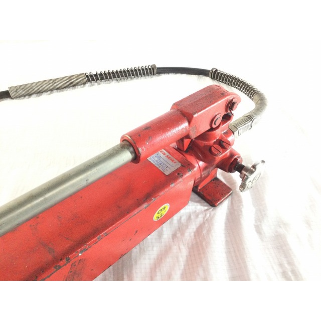 ☆中古品☆RIKEN リケン 理研 手動油圧ポンプ P-4 シリンダー ☆中古品☆RIKEN リケン 理研 手動油圧ポンプ P-4 シリンダー