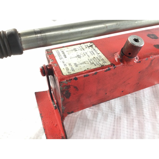 ☆中古品☆RIKEN リケン 理研 手動油圧ポンプ P-4 シリンダー ☆中古品☆RIKEN リケン 理研 手動油圧ポンプ P-4 シリンダー