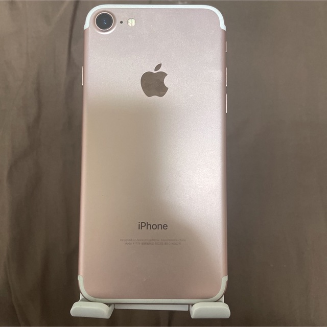 iPhone(アイフォーン)のiPhone 7 Rose Gold 32 GB Softbank版simフリー スマホ/家電/カメラのスマートフォン/携帯電話(スマートフォン本体)の商品写真