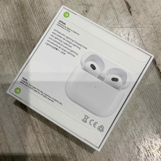 新品未開封　Apple Air pods 第3世代　正規品　本体