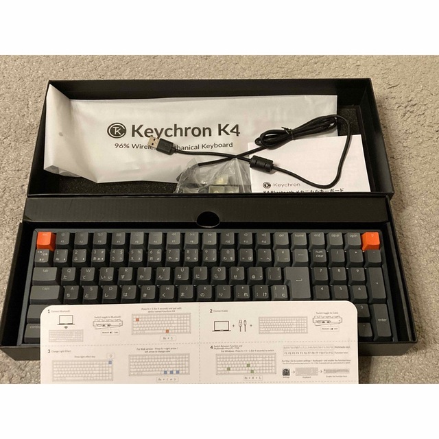 Keychron K4 ワイヤレス・メカニカルキーボード 日本語青軸　メタル スマホ/家電/カメラのPC/タブレット(PC周辺機器)の商品写真