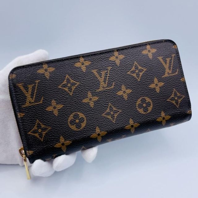 LOUIS VUITTON(ルイヴィトン)のヴィトン財布　ジッピーウォレット　ラウンドファスナー レディースのファッション小物(財布)の商品写真