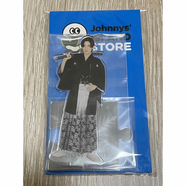 Johnny's(ジャニーズ)の目黒蓮　アクリルスタンド エンタメ/ホビーのタレントグッズ(アイドルグッズ)の商品写真