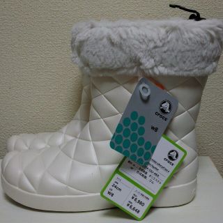 クロックス(crocs)のクロックス　スノーブーツ　新品(ブーツ)