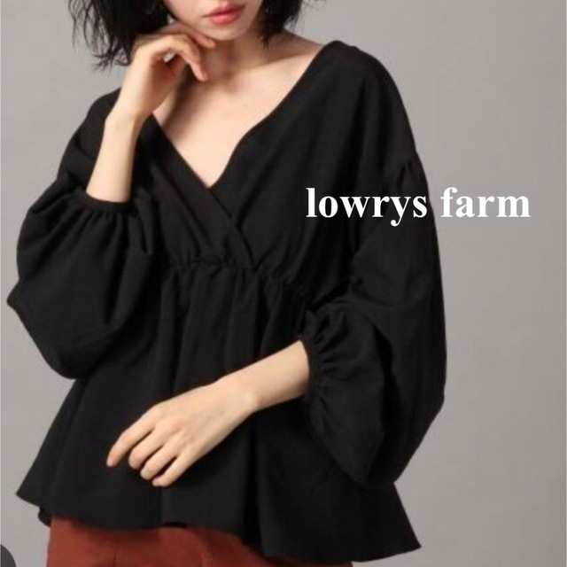 LOWRYS FARM(ローリーズファーム)のローリーズファーム　カシュクールブラウス　ブイネック　 レディースのトップス(シャツ/ブラウス(長袖/七分))の商品写真