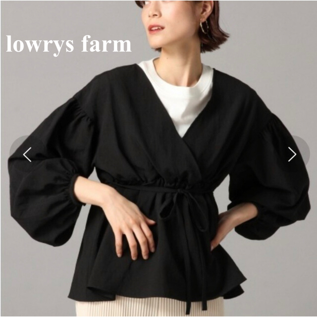 LOWRYS FARM(ローリーズファーム)のローリーズファーム　カシュクールブラウス　ブイネック　 レディースのトップス(シャツ/ブラウス(長袖/七分))の商品写真