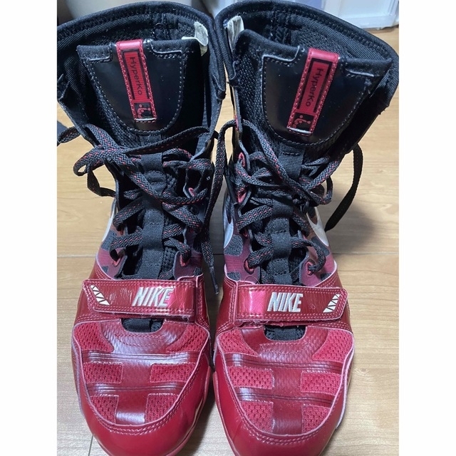 刺繍サービス バッティング手袋 ボクシングシューズ NIKE HYPER KO