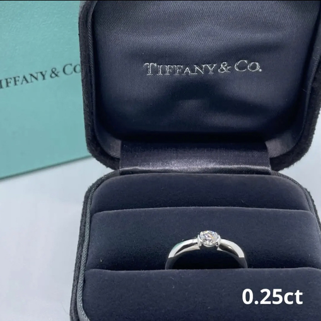 Tiffany & Co.(ティファニー)のティファニー pt950 ダイヤモンド　リング レディースのアクセサリー(リング(指輪))の商品写真