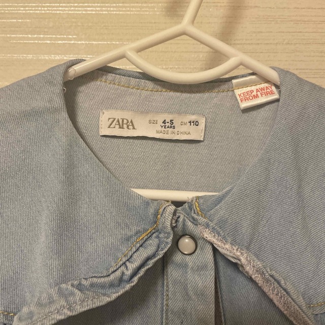 ZARA KIDS(ザラキッズ)のZARA ベビー　デニムワンピース キッズ/ベビー/マタニティのキッズ服女の子用(90cm~)(ワンピース)の商品写真