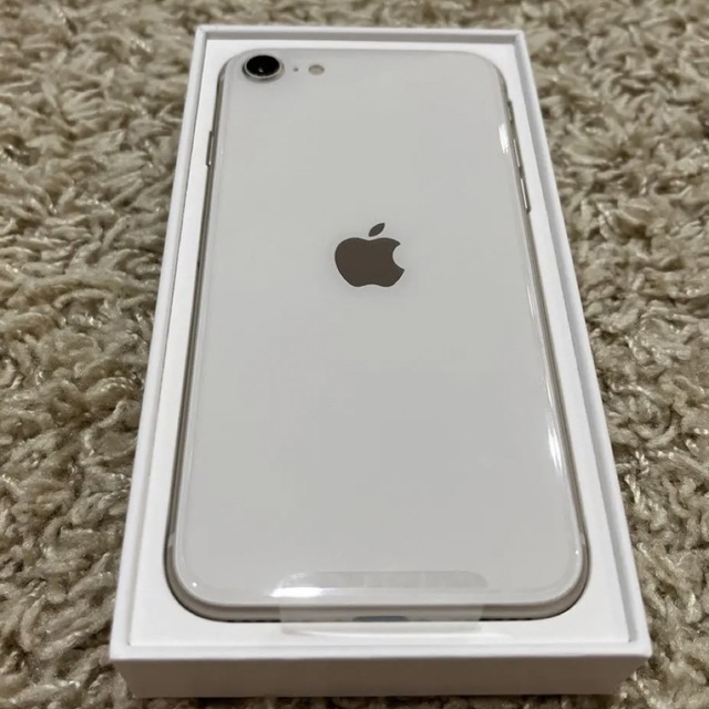 Apple iPhone SE 第3世代 64GB スターライト Apple iPhone SE 第3世代 64GB スターライト