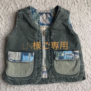 ゲス(GUESS)のGUESS ☆ 中綿入りキルティング ジッパーベスト アメリカ製 used(ジャケット/上着)