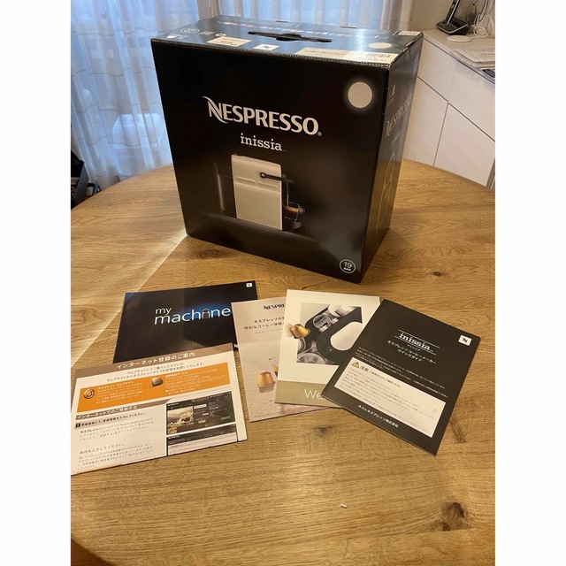 NESPRESSO ネスプレッソ　C40WH