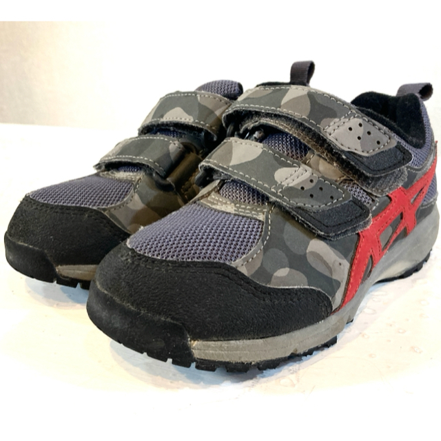 asics(アシックス)のASICS★TOUGHX MINI★スニーカー★迷彩★タフクロス★アシックス★灰 キッズ/ベビー/マタニティのキッズ靴/シューズ(15cm~)(スニーカー)の商品写真