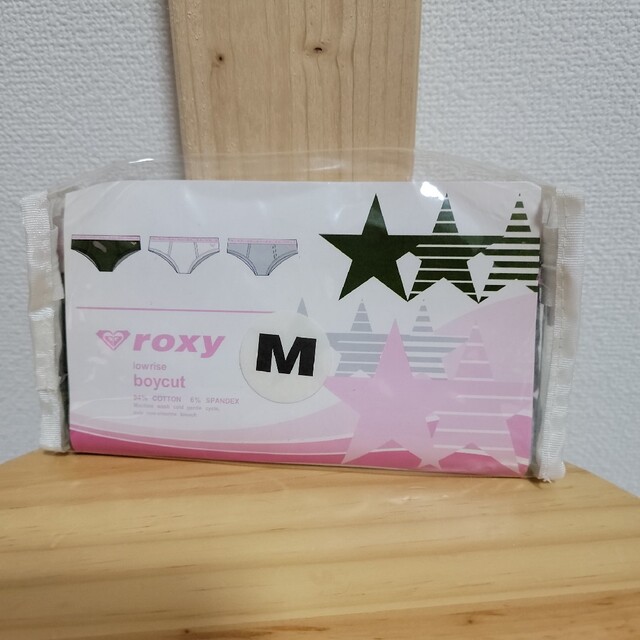 Roxy(ロキシー)のROXY　ローライズ　ボーイカット　Mサイズ3P　グレー　ホワイト　カーキ　新品 レディースの下着/アンダーウェア(ショーツ)の商品写真