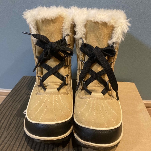 SOREL(ソレル)のソレル　SOREL ブーツ　TIVOLI Ⅱ ティボリ２　スノーブーツ　美品 レディースの靴/シューズ(ブーツ)の商品写真