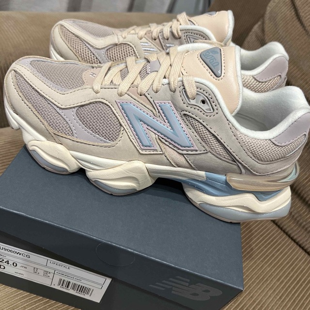 New Balance(ニューバランス)のNew Balance 9060 24cm WCG レディースの靴/シューズ(スニーカー)の商品写真