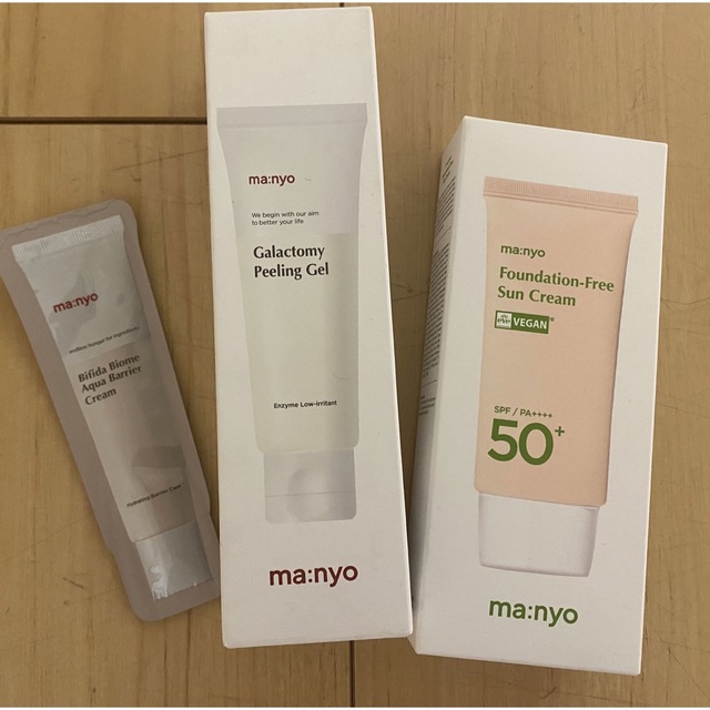 AMOREPACIFIC(アモーレパシフィック)のmanyo サンクリーム　ピーリングジェル コスメ/美容のベースメイク/化粧品(化粧下地)の商品写真