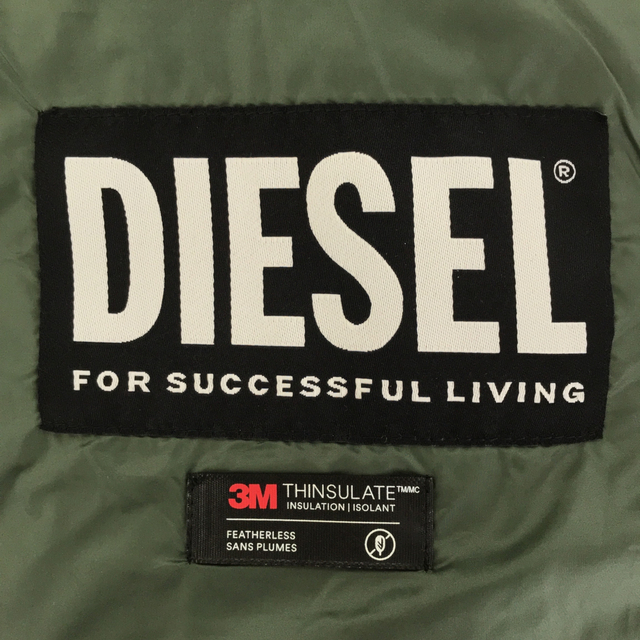 DIESEL(ディーゼル)のDIESEL ナイロンジャケット Mサイズ メンズのジャケット/アウター(ナイロンジャケット)の商品写真