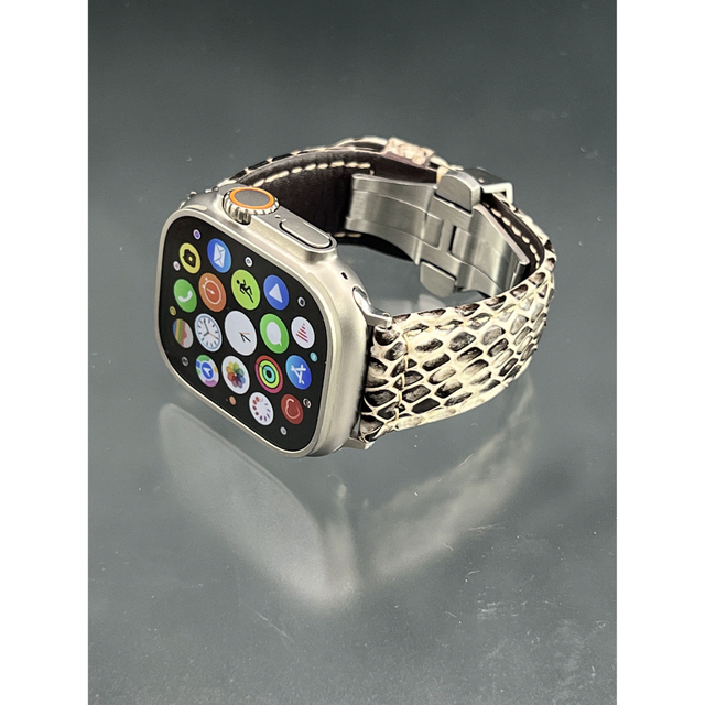 Apple Watch(アップルウォッチ)のアップルウォッチ　本革ベビ革　極太ベルト Dバックル付き メンズの時計(レザーベルト)の商品写真