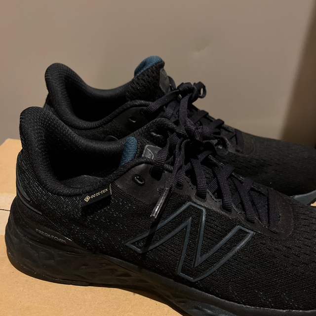 New Balance(ニューバランス)の new balance M880 X11 GORE-TEX メンズの靴/シューズ(スニーカー)の商品写真