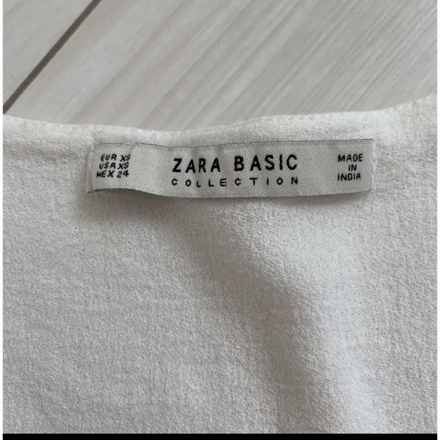 ZARA(ザラ)のZARA レースブラウス　ノースリーブ レディースのトップス(シャツ/ブラウス(半袖/袖なし))の商品写真