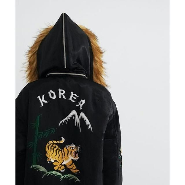 TTT_MSW(ティー)のDAIRIKU KOREAN Jacket with Fur Hoodie M メンズのジャケット/アウター(ブルゾン)の商品写真