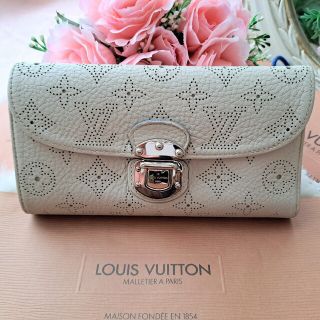 ヴィトン(LOUIS VUITTON) マヒナ 財布(レディース)(ホワイト/白色系