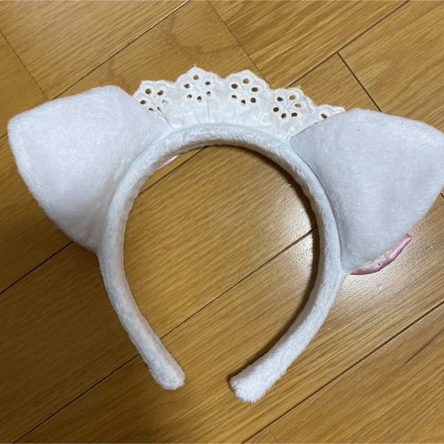 猫耳　メイド　カチューシャ　白猫　ピンク　リボン レディースのヘアアクセサリー(カチューシャ)の商品写真