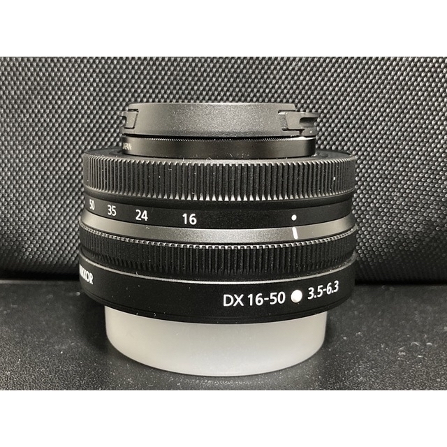 Nikon(ニコン)の【美品】Nikon NIKKOR Z DX 16-50 / 3.5-6.3 VR スマホ/家電/カメラのカメラ(レンズ(ズーム))の商品写真