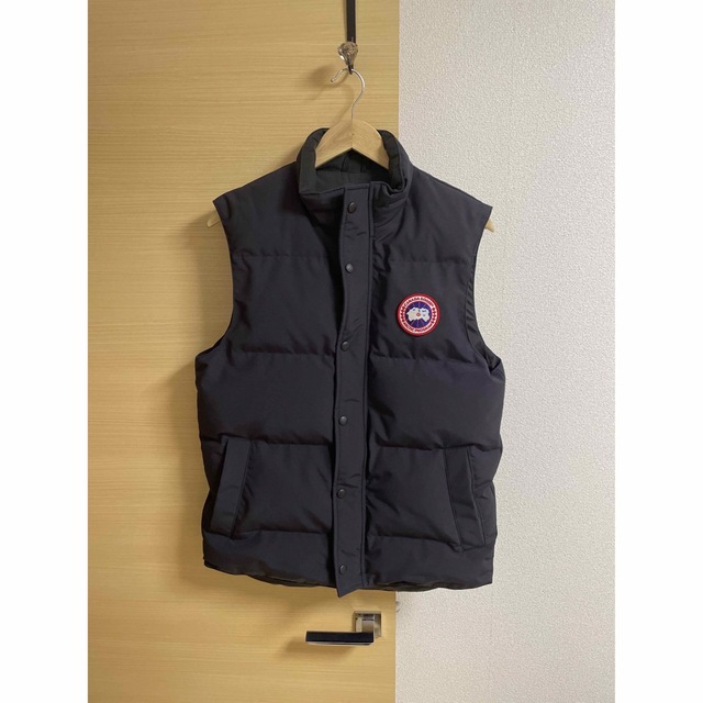 CANADA GOOSE(カナダグース)のカナダグース　ベスト メンズのジャケット/アウター(ダウンベスト)の商品写真