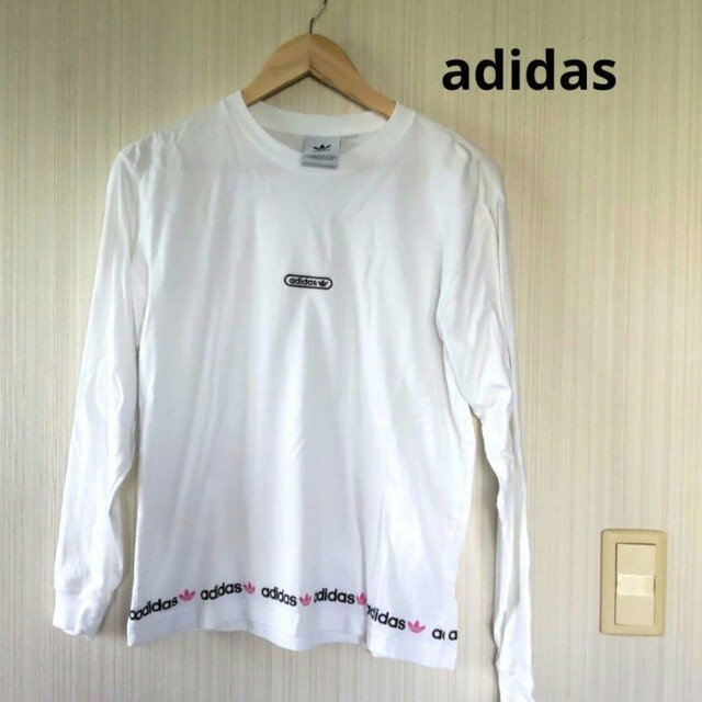 adidas(アディダス)のadidas リニアリピート ロンT  ロゴ ライン S 白 メンズのトップス(Tシャツ/カットソー(七分/長袖))の商品写真