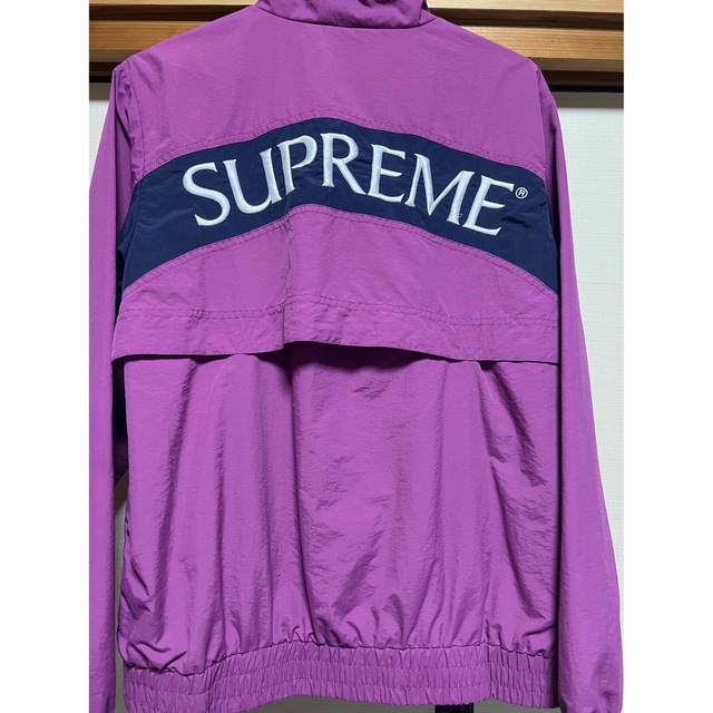 supremeブルゾン