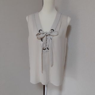 ビーシービージーマックスアズリア(BCBGMAXAZRIA)のBCBGMAXAZRIA ノースリーブブラウス(シャツ/ブラウス(半袖/袖なし))