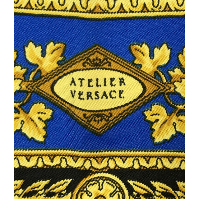 VERSACE - ヴェルサーチ スカーフ シルク100% レリーフ柄 レディースの