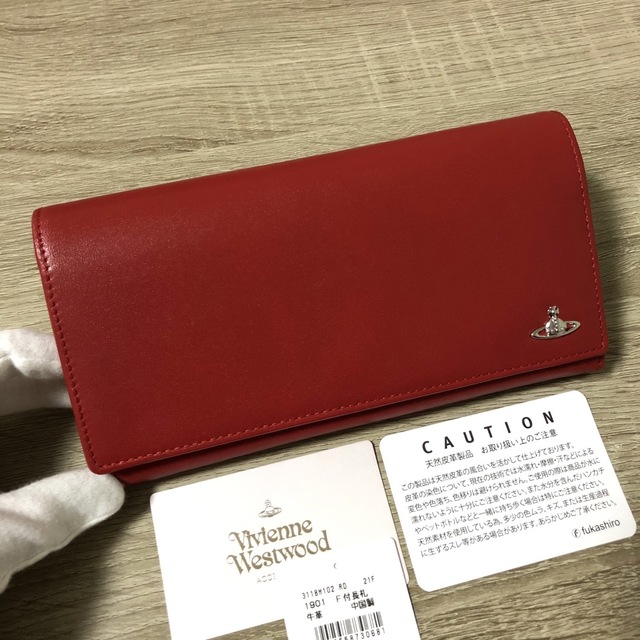 ★新品★ヴィヴィアンウエストウッド　長財布　二つ折り　赤　レッド16ポケット