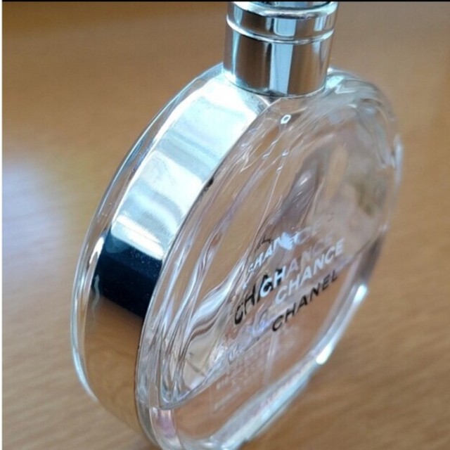 CHANEL(シャネル)のCHANEL チャンス オータンドゥル オードゥトワレット 50ml コスメ/美容の香水(香水(女性用))の商品写真