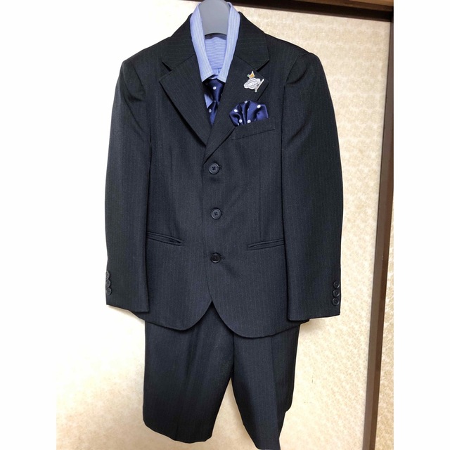 入学卒業　男子フォーマルスーツ120 キッズ/ベビー/マタニティのキッズ服男の子用(90cm~)(ドレス/フォーマル)の商品写真