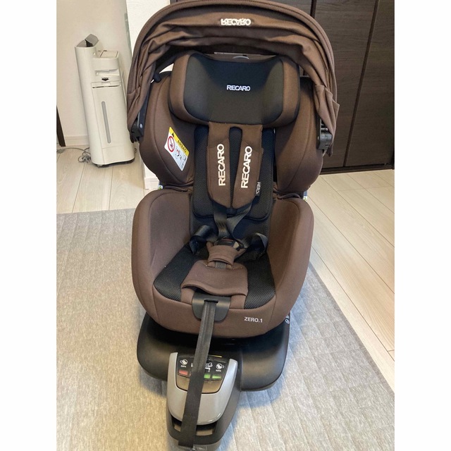 RECARO - 【送料込み】レカロ チャイルドシート ゼロワン【お値下げ可