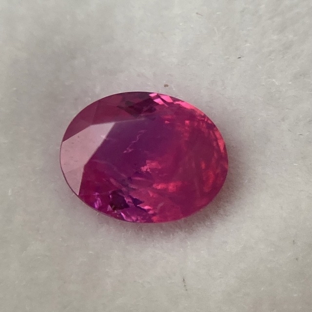 天然 シルキーサファイア ルース 0.36ct-