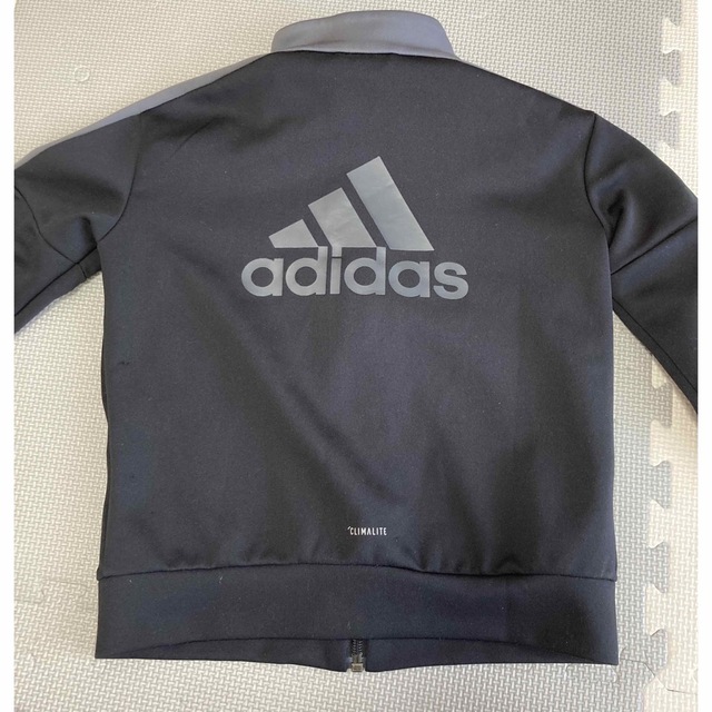 adidas(アディダス)のadidas ジャージ　ジャケット　120 キッズ/ベビー/マタニティのキッズ服男の子用(90cm~)(ジャケット/上着)の商品写真