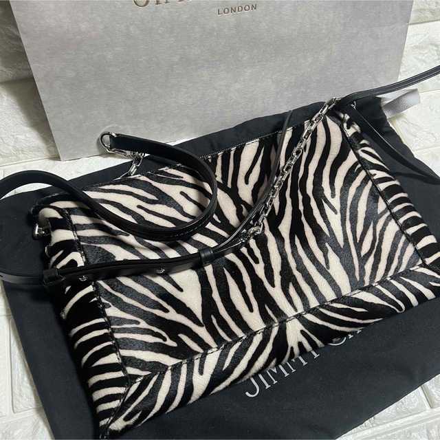 JIMMY CHOO(ジミーチュウ)のジミーチュウ JIMMY CHOO ヴァレンヌ ショルダーバッグ 未使用 レディースのバッグ(ショルダーバッグ)の商品写真