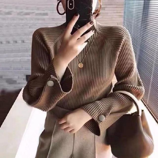 412△15 リブニットセーター 袖ボタン ブラウン 茶 ハイネック 長袖 冬物 | フリマアプリ ラクマ