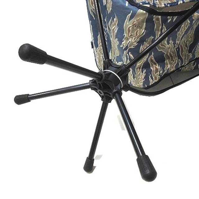 ヘリノックス チェア タクティカル コンフォート コンパクト 椅子 ブルー系 スポーツ/アウトドアのアウトドア(テーブル/チェア)の商品写真