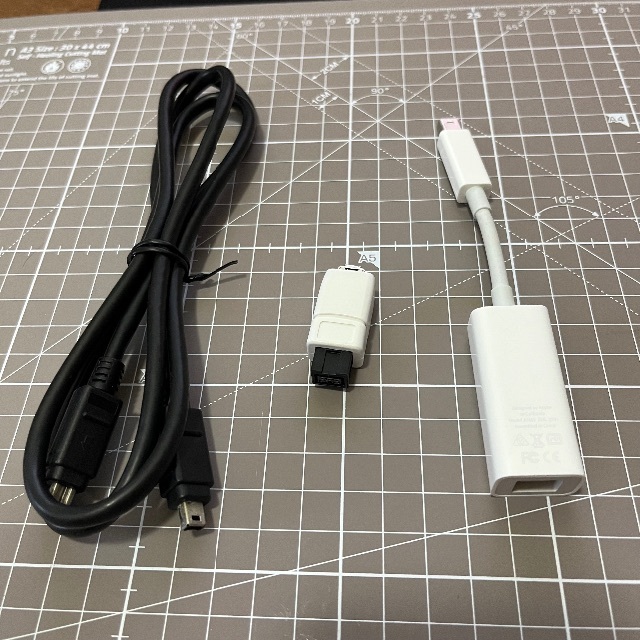 Thunderbolt - Firewire400 4ピン変換ケーブル&アダプタの通販 Thunderbolt - Firewire400 4ピン変換ケーブル&アダプタの通販