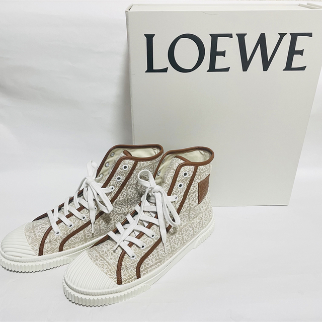 人気商品】 LOEWE - 新品未使用 LOEWE スニーカー 白 スニーカー - www