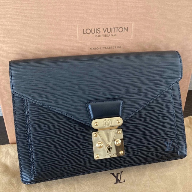 メーカー再生品】 LOUIS VUITTON - エピ セカンドバック ルイヴィトン